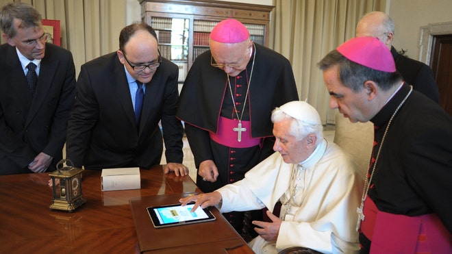 pope on Twitter